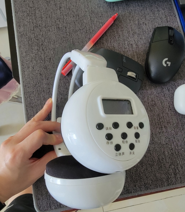 英语四六级考试听力耳机，装2节五号电池，让...