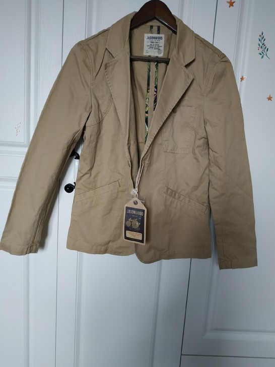 全新纯棉休闲西装夹克,杏色,S码,肩宽40...