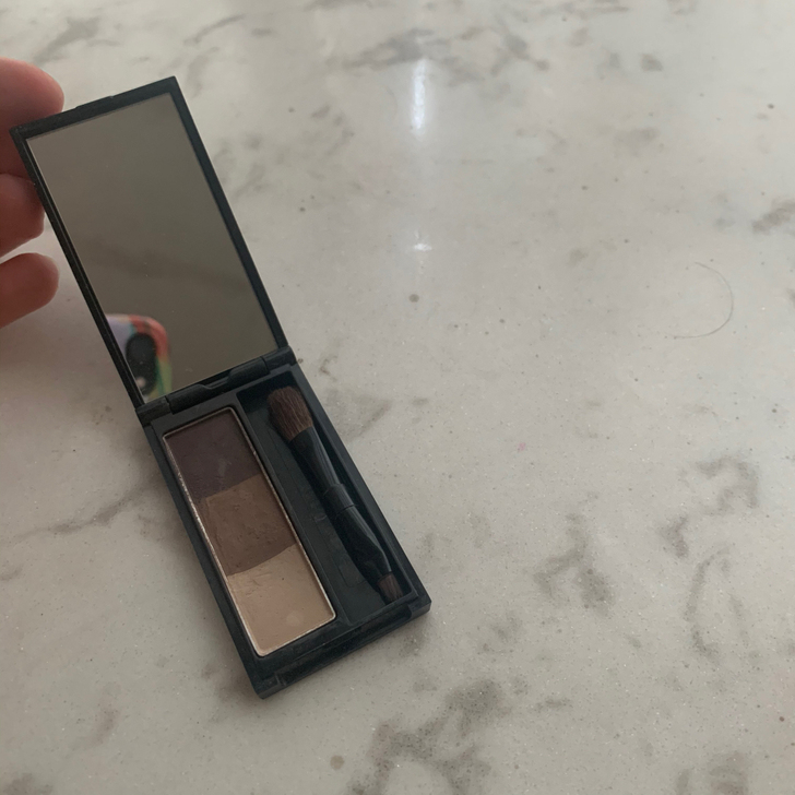 凯朵KATE 三色眉粉，EX5，用过一两次...