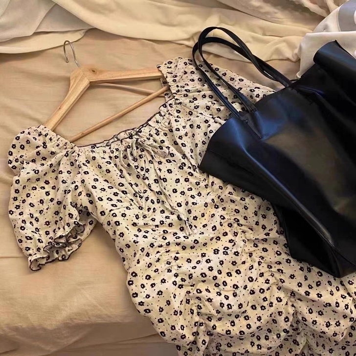 法式复古小众设计感雪纺碎花裙女夏季一字肩泡...