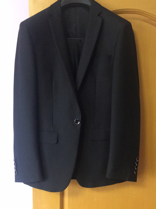 闲置男士专柜韩版西服