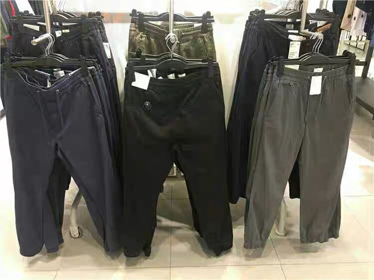 HM藏青色休闲裤