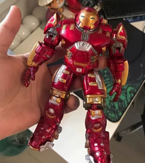 网店不开了，清一批复仇者联盟钢铁侠反浩克装...