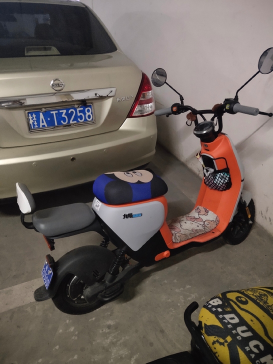 出台九号电动车新国标，型号B35锂电池续航...