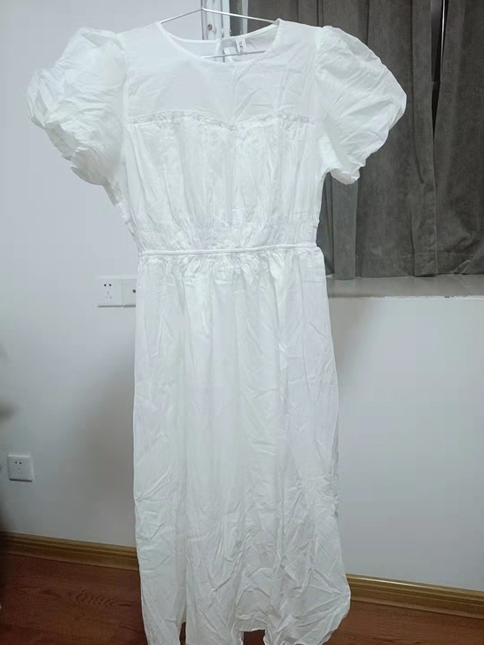白色连衣裙,s码,100%棉,可穿到100...