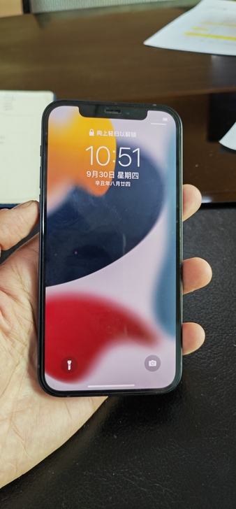 由于全家人一起买13,所以出非常新的苹果1...