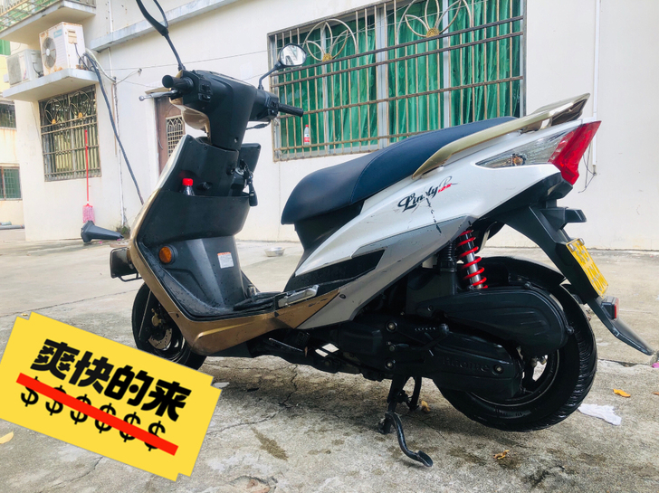 豪爵灵迪125摩托车转让．证券齐全、年检明...