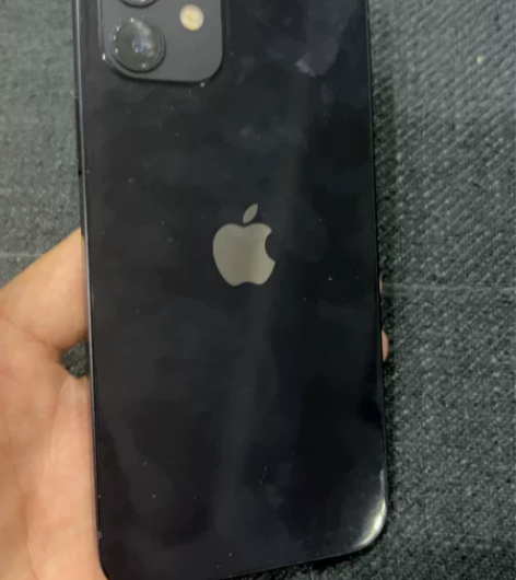 苹果12黑色，64G，国行双卡5G，电池8...