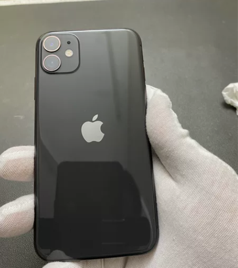 苹果11国行128g黑色电池94。外观边框...