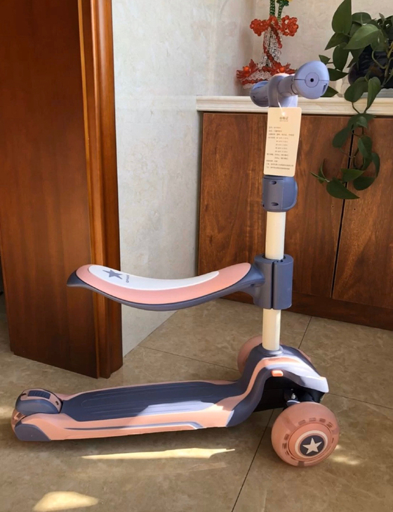 儿童滑板车 9新 女儿玩过几次 玩具太多 ...