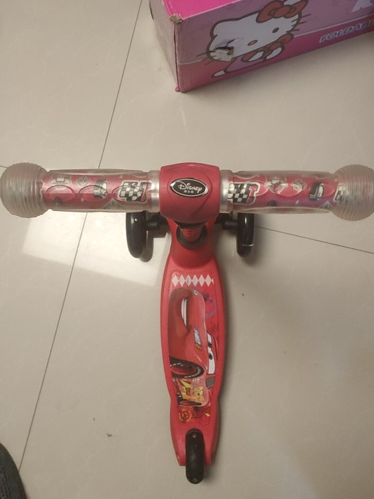 迪士尼正版滑板车，中款，可调节高度，分体式...