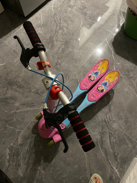 迪士尼公主剪刀车，专柜正品，北京自取