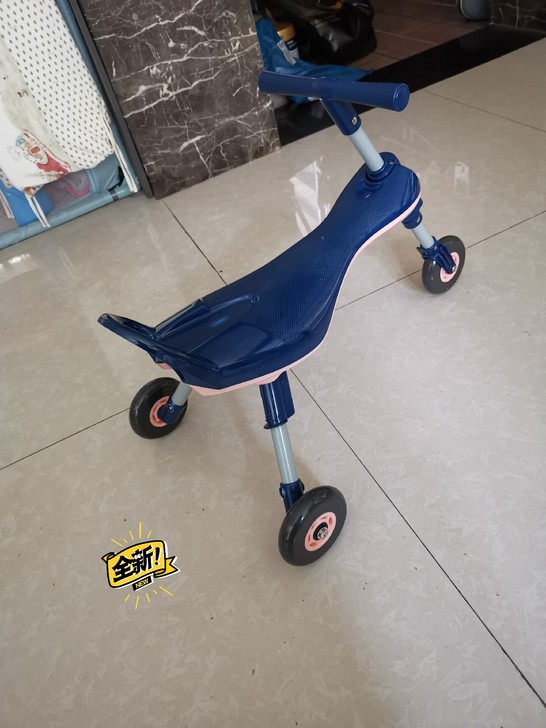 儿童滑行车