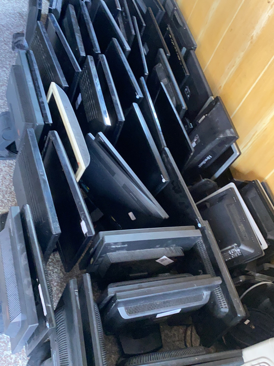 电脑显示屏19寸大量现货,19寸130元,...