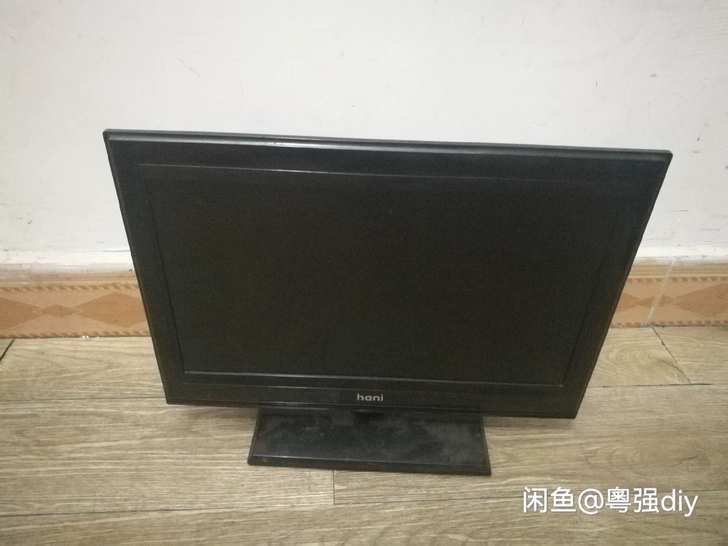 出一台自用的19寸显示器,显示没有任何问题...