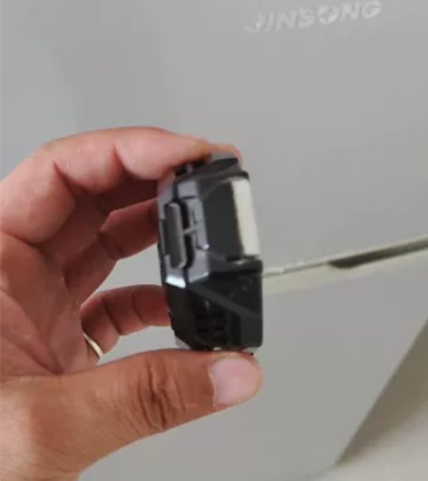 黑鲨散热2pro 自己DIY成磁吸了 之前...