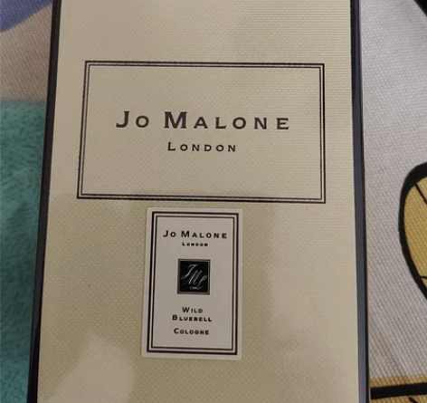 祖马龙蓝风铃香水,没用过,包装也没打开,朋...