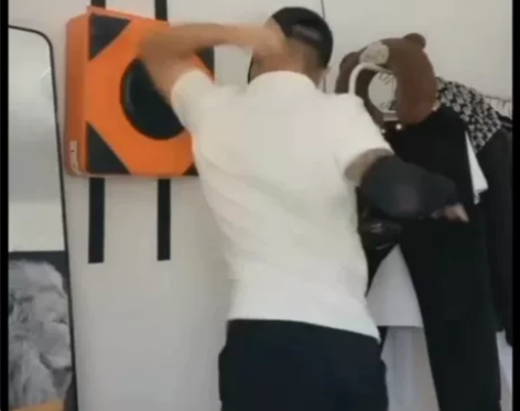 【看过来】武馆关门不干了处理全新家用健身墙...