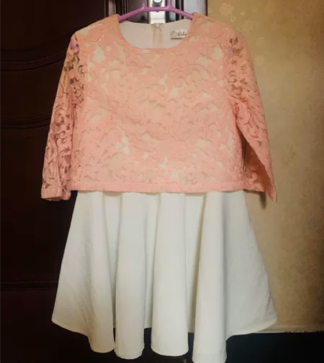 蕾丝连衣裙，到膝盖上面，不透光 150-1...