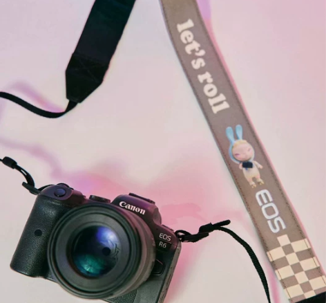 佳能原装R6相机肩带 ，全新未开封，诚心转...