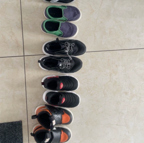 儿童运动鞋，阿迪，内场15厘米，8k，卡洛...