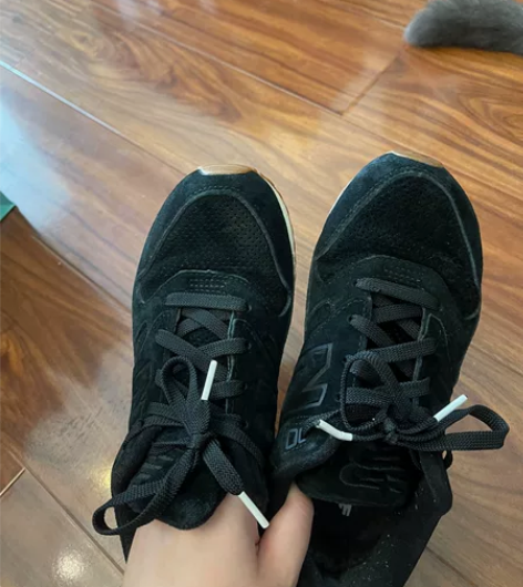 新百伦530,只穿过几次,没有洗过还算干净...