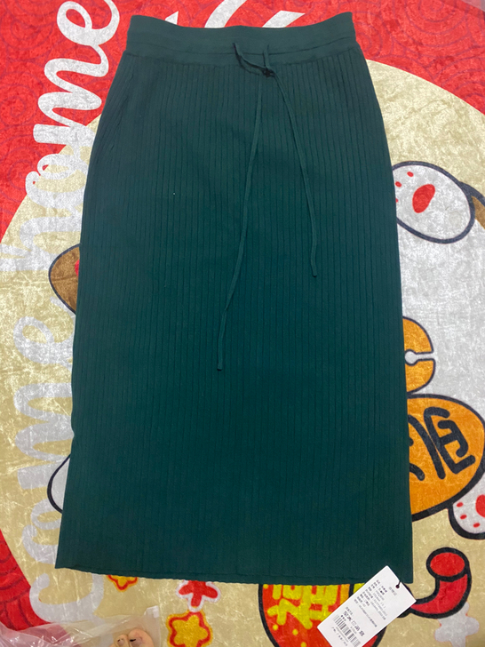 MAIxun针织包臀裙、全新、、质量超级好...