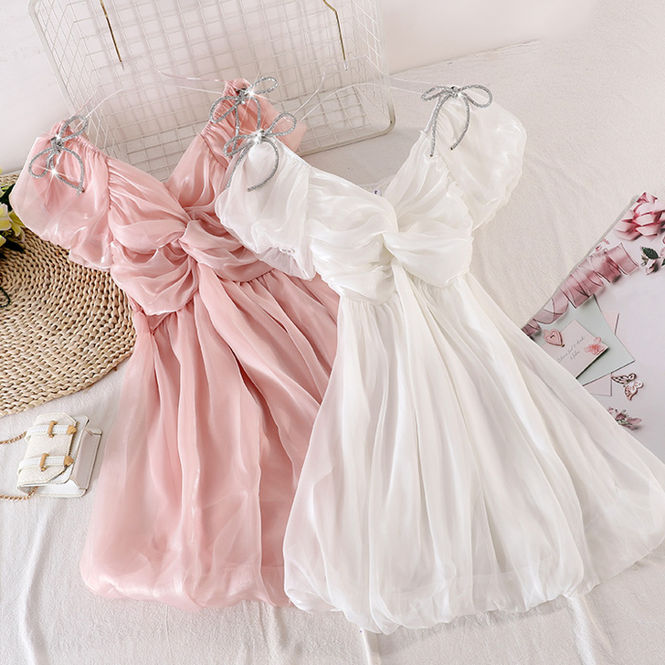 1237光泽感初恋系泡泡袖花苞裙蝴蝶结连衣...