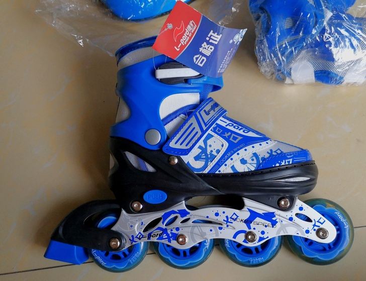 全新捷豹溜冰鞋儿童初学者女轮滑鞋夏季滑冰旱...