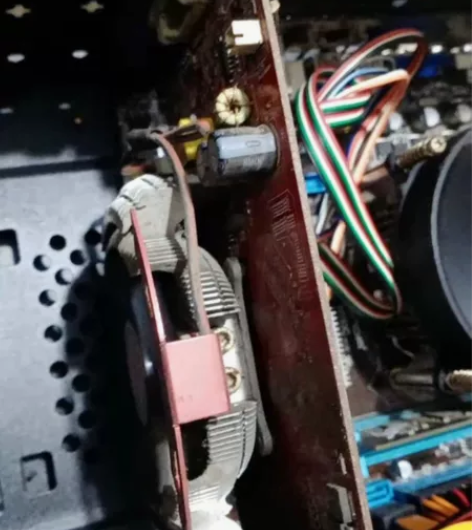 七彩虹显卡逸彩9400GT－gd3，亮机卡...