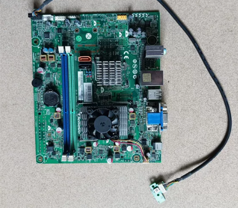 某想一体电脑主板一块，不清楚型号，旧的。 ...