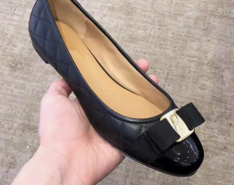 全新蝴蝶单鞋36码 感兴趣的话点“我想要”...