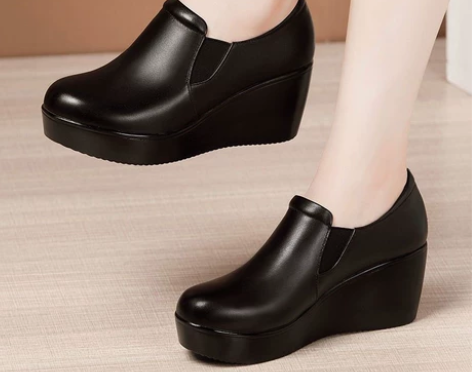 新款坡跟深口单鞋女四季圆头中跟防滑底防水台...