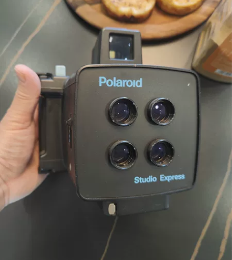 宝丽来经典相机 没有相纸试不出来好坏 当装...