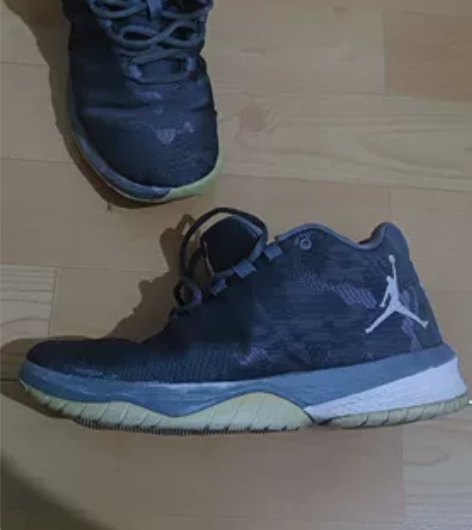 耐克，乔丹，可小刀 感兴趣的话点“我想要”...