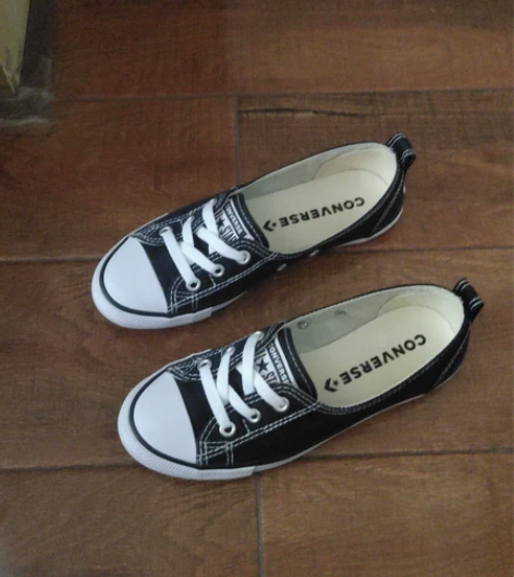 匡威一脚蹬帆布鞋，36码，穿了2－3次，小...