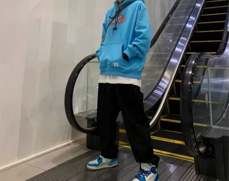 卫衣七龙珠 材质很好上身很帅 感兴趣的话点...