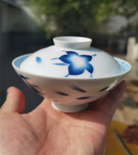 日本回流，少见的老香兰青花盖碗一只！满工满...