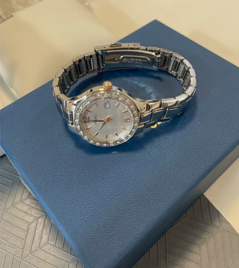 精工手表 SUR769 女表 放没电了,...