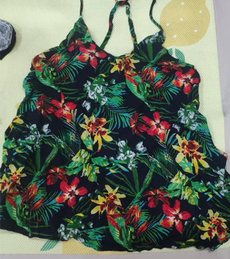 棉麻 背心吊带上衣 名族风 来个有缘人带走...