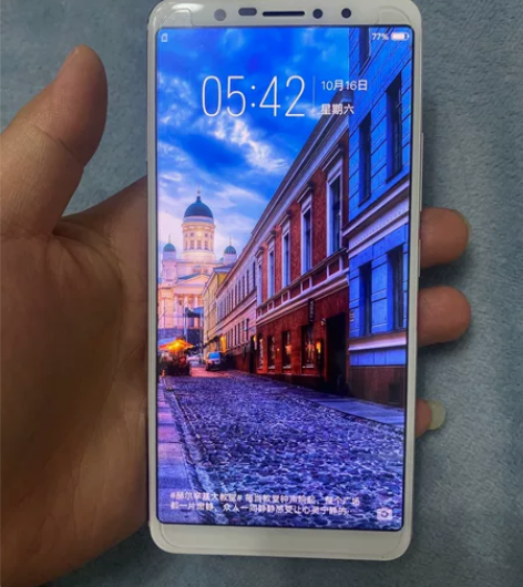 vivoX20A，晓龙660八核，4G+6...