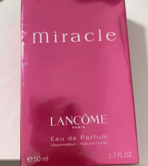 兰蔻真爱奇迹香水，50ml ，朋友送的，因...