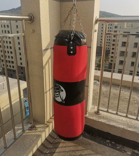 拳击沙袋8成新,要的江宁天瑞家园自提 感兴...