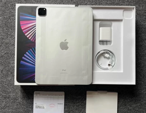 自用ipad pro2021 平板出售，只...