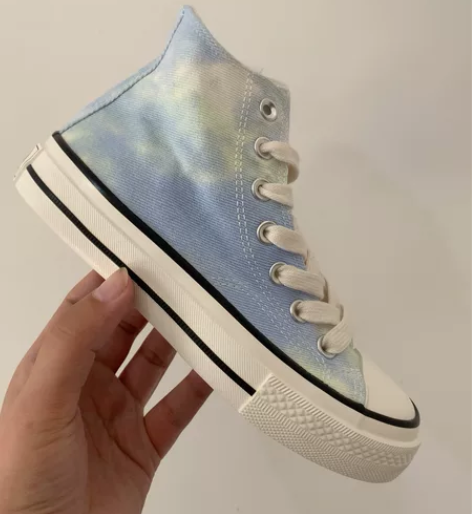 热风女士高帮帆布鞋，现35/37/39码，...