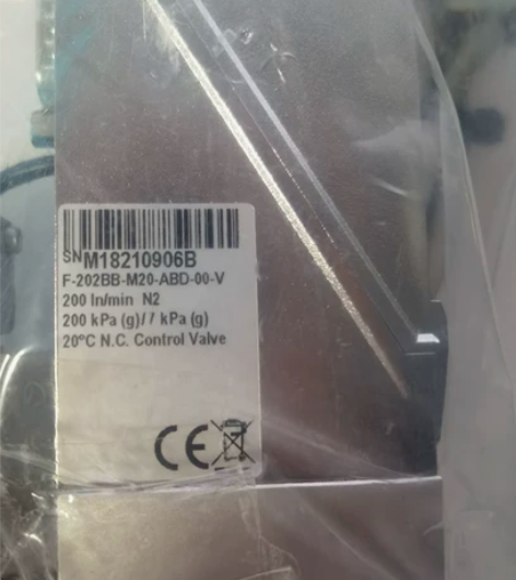 Bronkhorst 流量计  全新，无外...