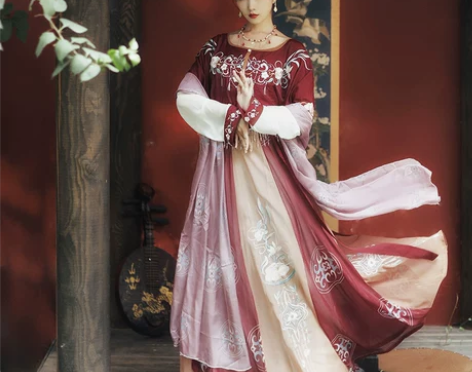 耀春花瑶归原创汉服女正品坦领三件套半臂齐腰...