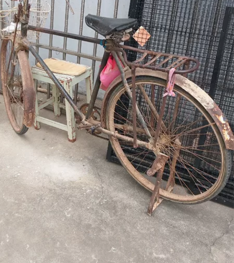 二八大杠自行车一辆，淮塔自提，外地不出 感...