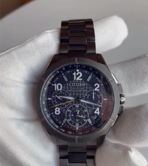 98新西铁城限量款舒博钛光动能GPS授时男...