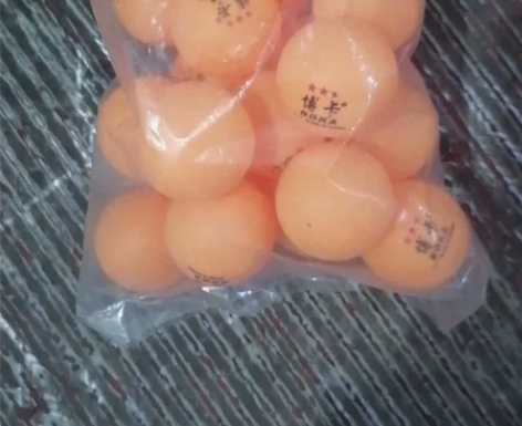 20个全新的乒乓球15元甩卖 感兴趣的话点...